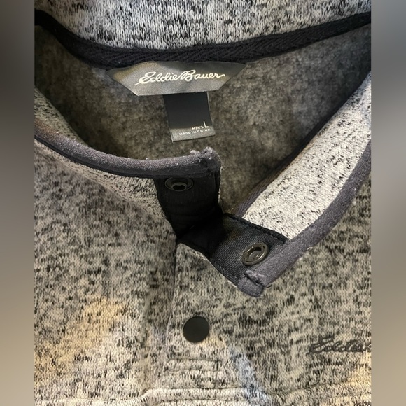 Eddie Bauer | Men's Radiator Fleece Snap-Front Pullover heather light gray - Picture 11 of 11